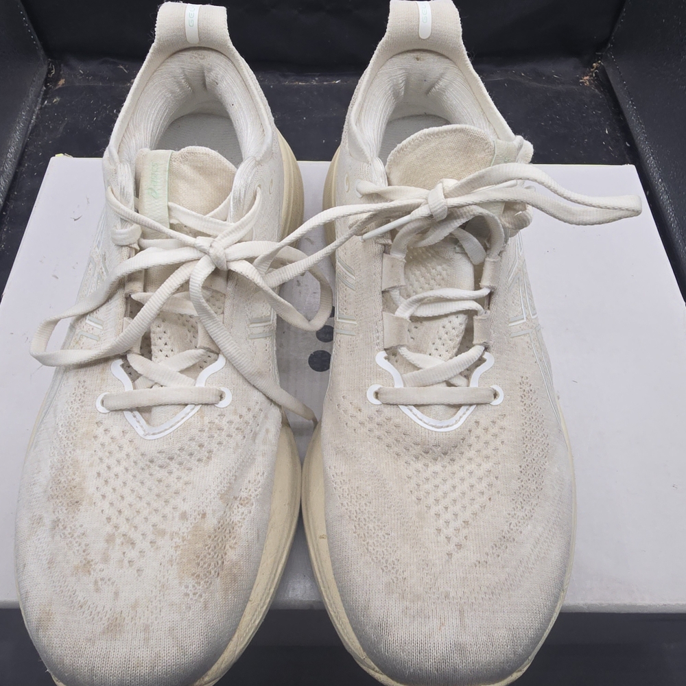 Asics Cream‎ Athletic Shoes